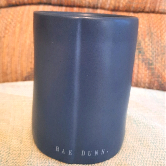 Rae Dunn Snow Candle - Picture 2 of 4